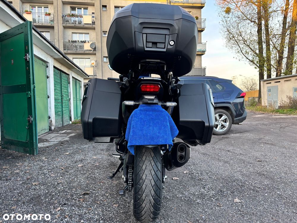 Honda NT - 6