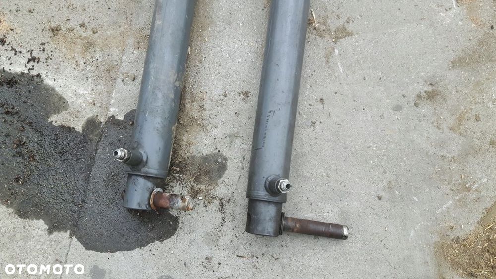 SIŁOWNIK DO HEDERU KOMBAJN ZBOŻOWY FENDT 6335C 15R - 6