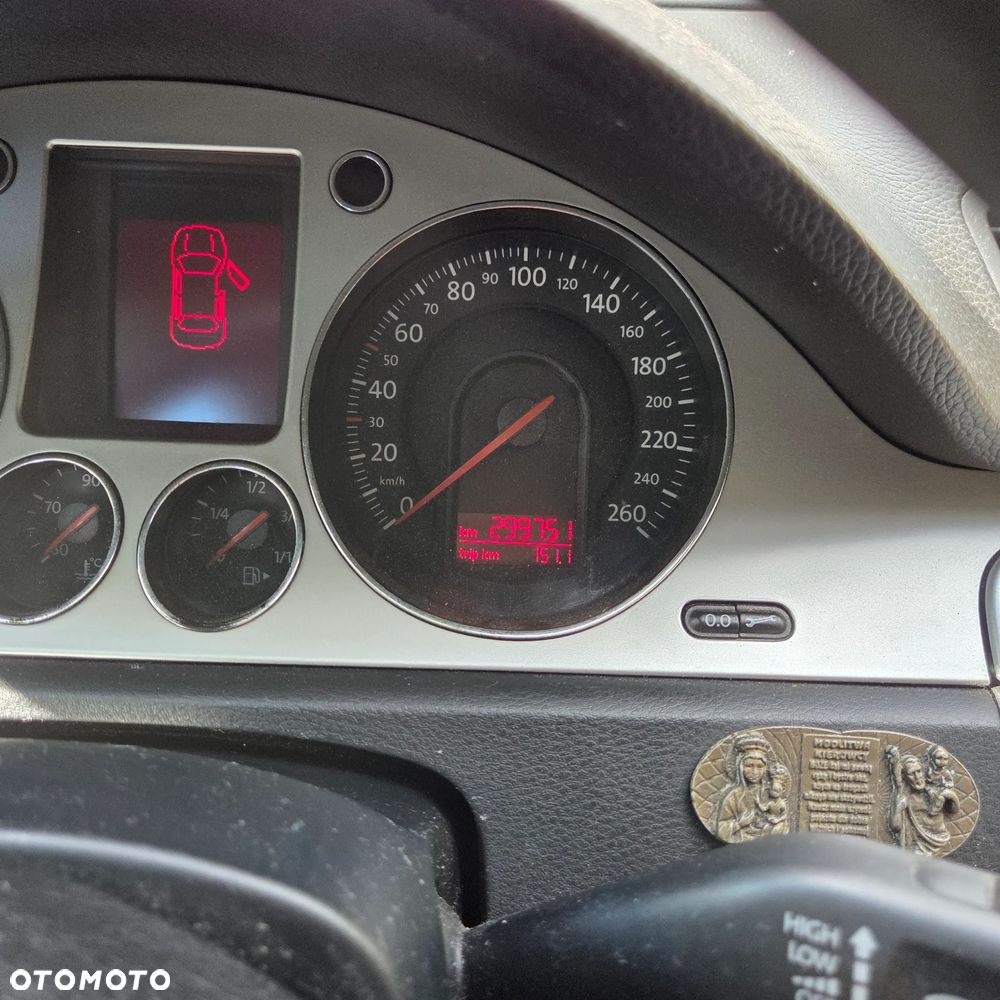 Volkswagen Passat 2.0 TDI DPF Comfortline - 9