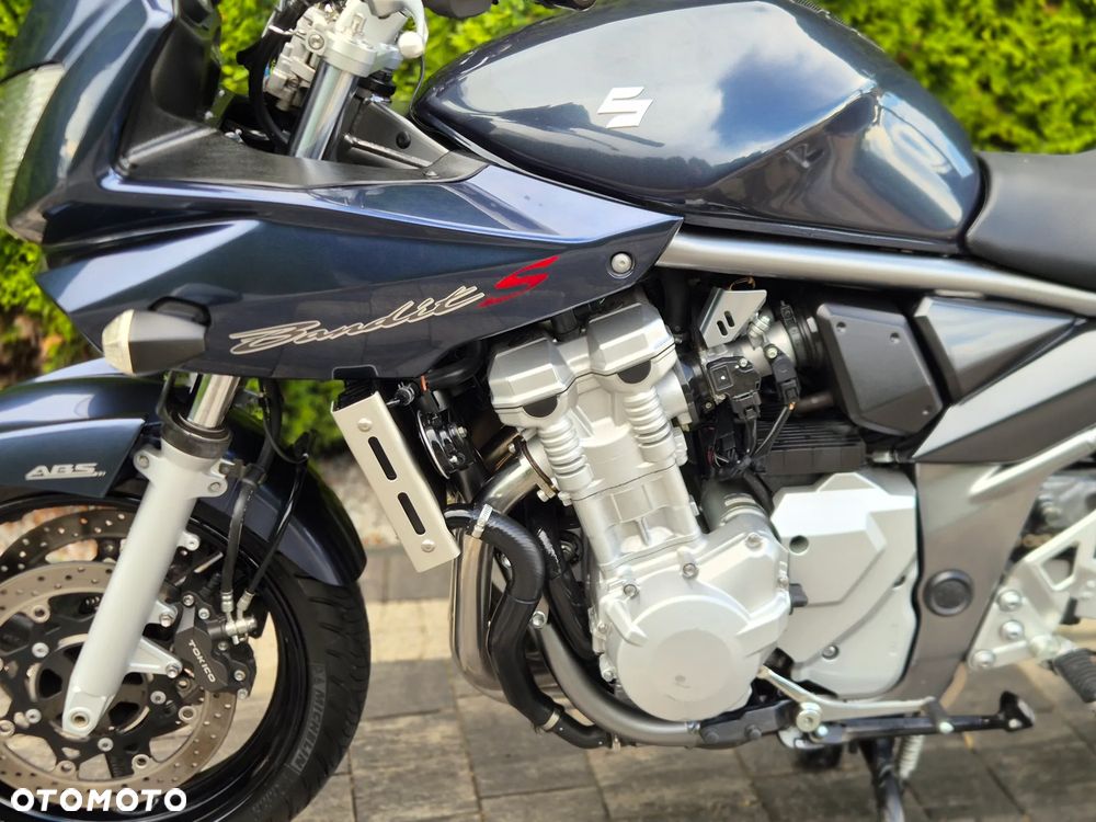 Suzuki Bandit - 17