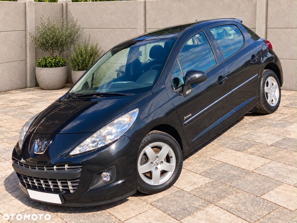 Peugeot 207 - 1