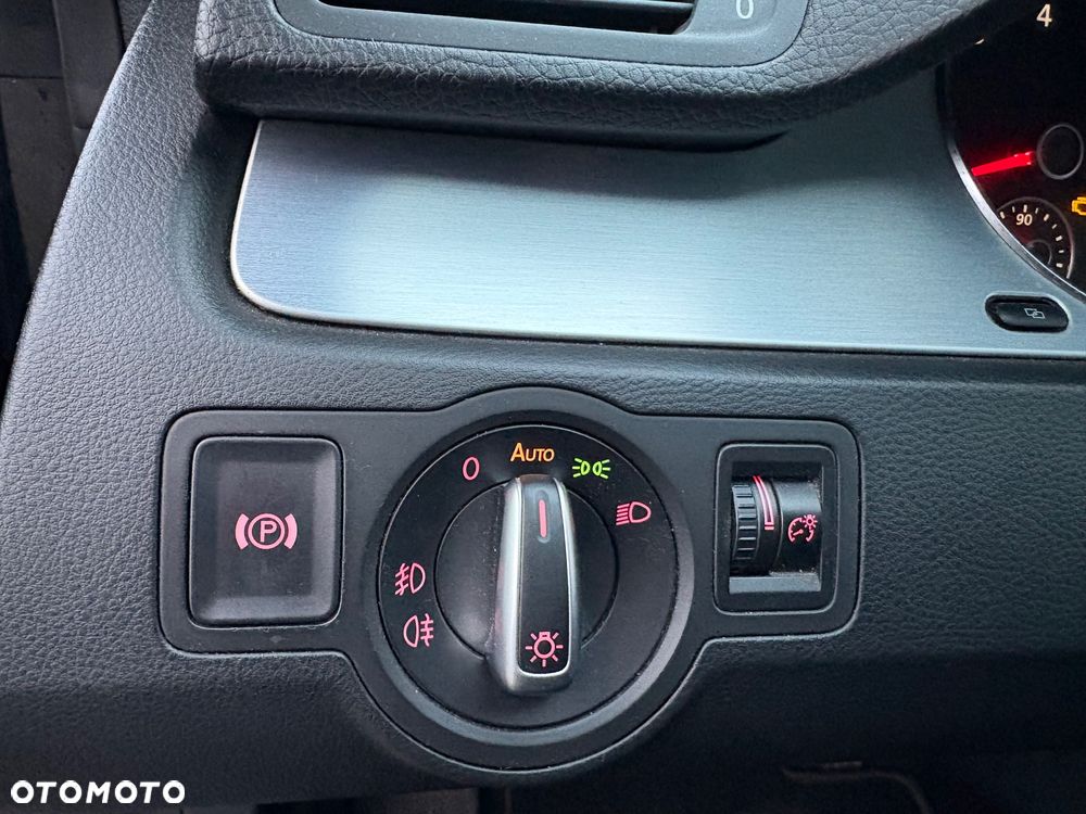 Volkswagen Passat CC 1.8 TSI DSG - 20