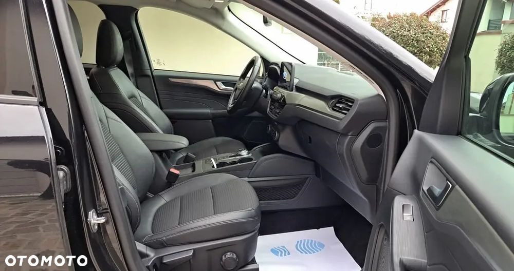 Ford Kuga 2.0 EcoBlue AWD Titanium X - 17