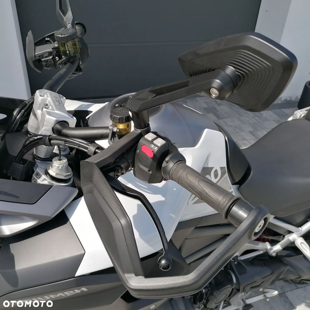 Triumph Tiger - 13