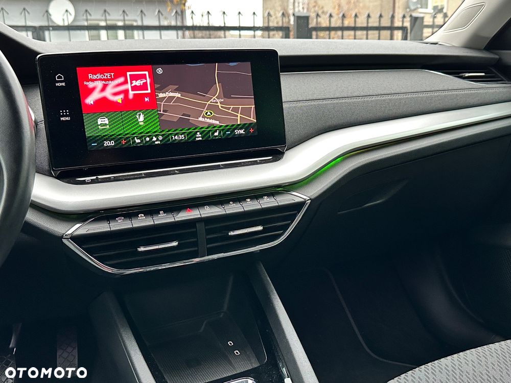 Skoda Octavia 2.0 TDI DSG Style - 26