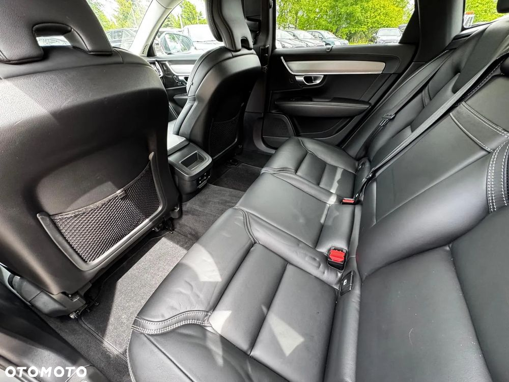 Volvo S90 D4 Inscription - 29