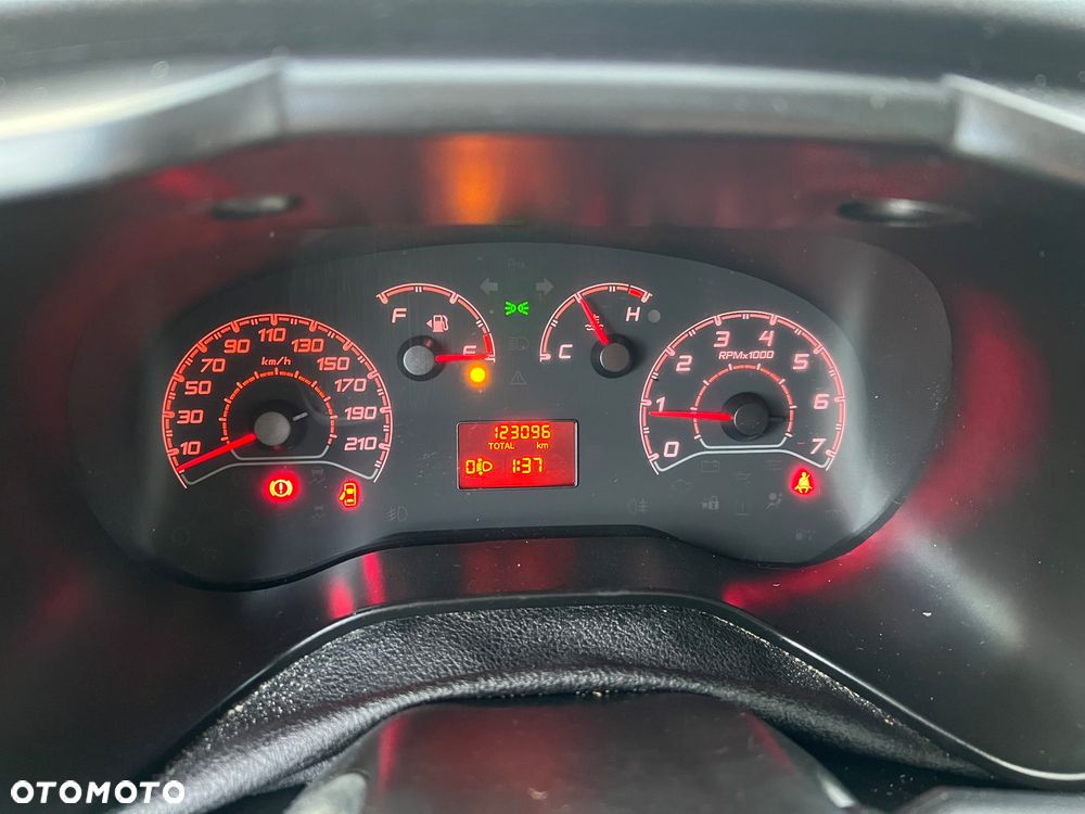 Fiat Doblo 1248cm3/66 kw. Carrier Neos 100 (366) - 13