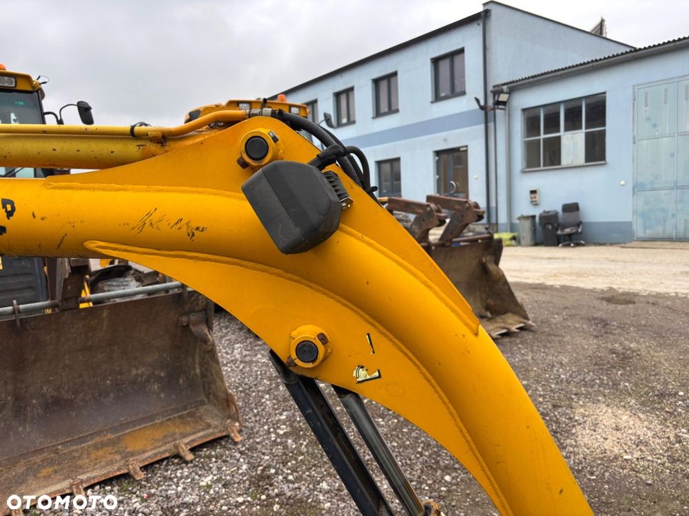 JCB 8018 - 20