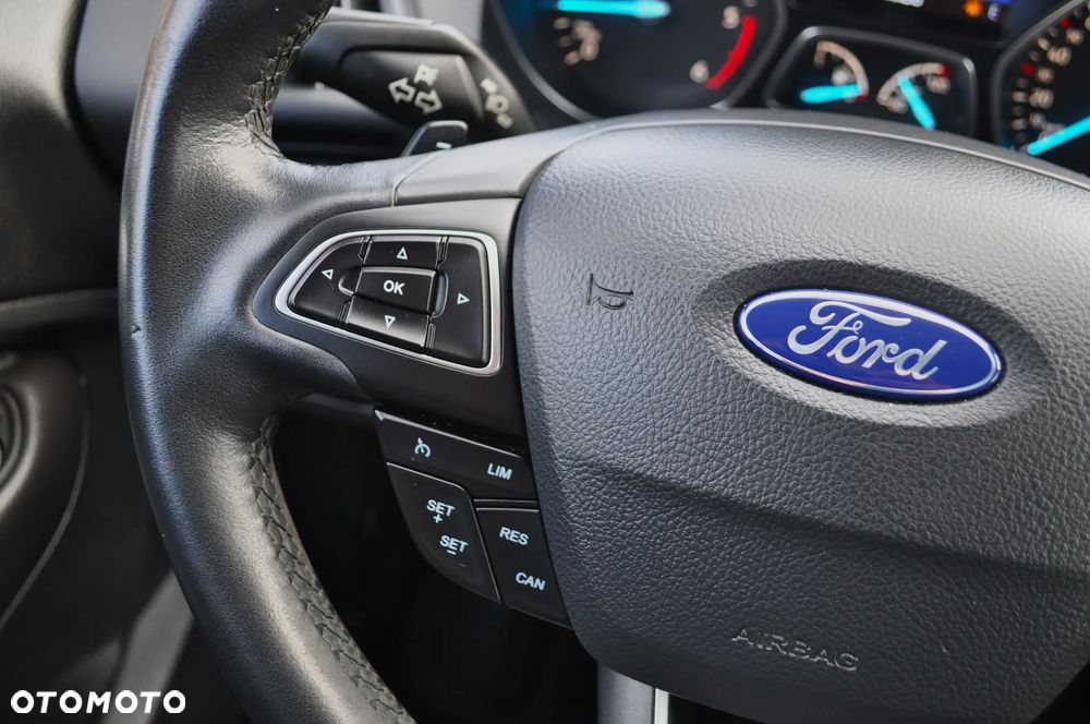 Ford Kuga 2.0 TDCi 4x4 Titanium - 15