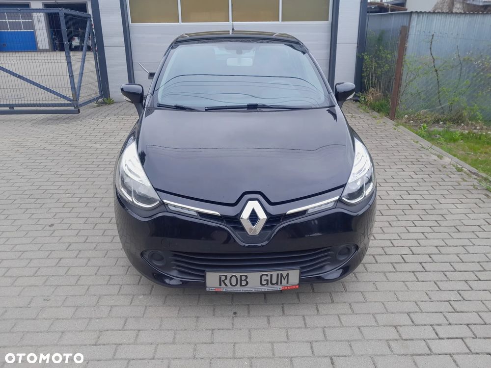 Renault Clio 1.2 16V 75 LIMITED - 8