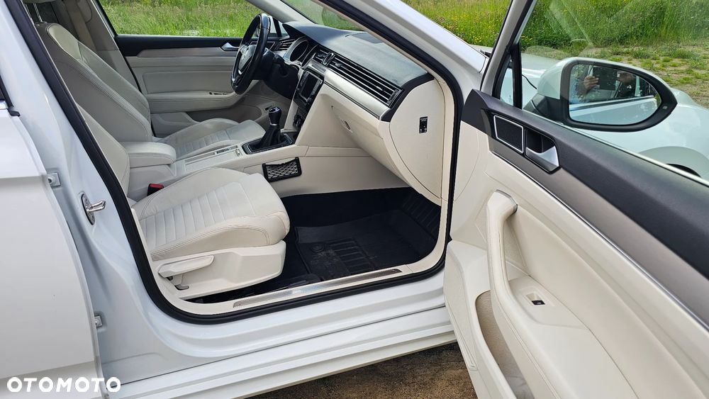Volkswagen Passat 2.0 TDI BMT Highline - 12