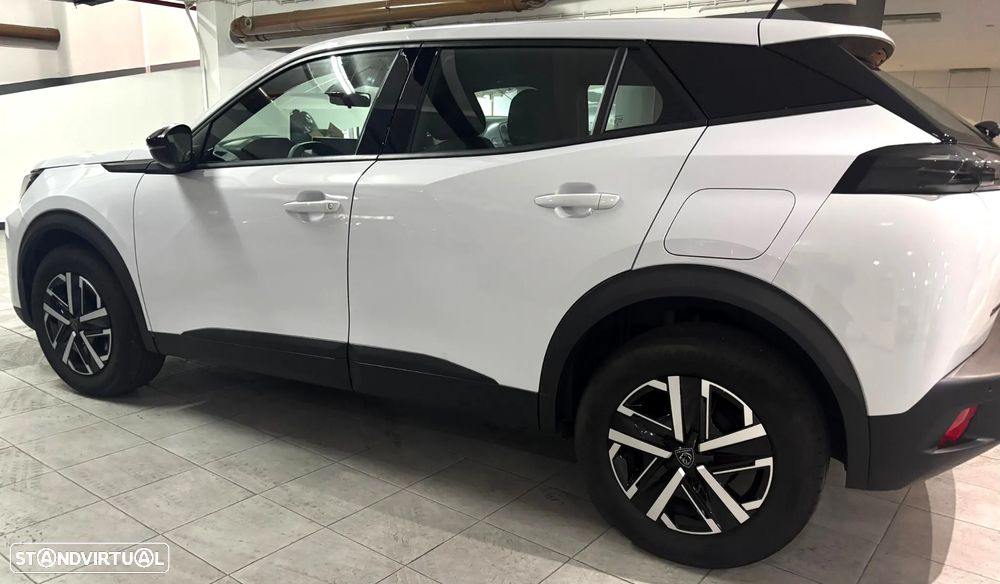 Peugeot 2008 1.2 PureTech Allure Pack - 5