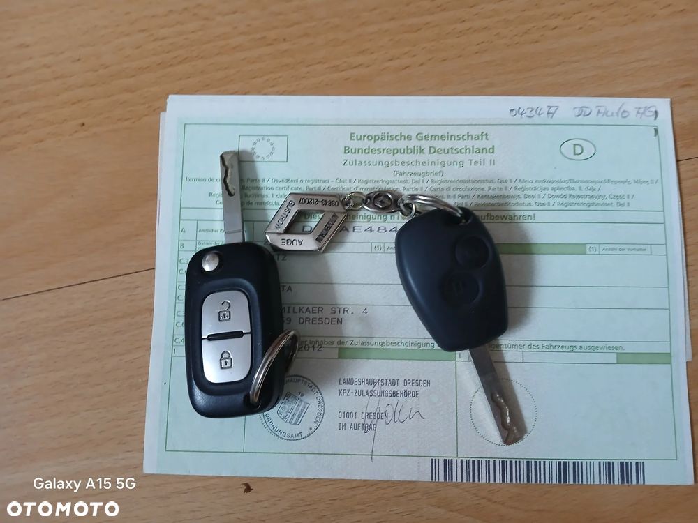 Renault Clio TCe 100 TomTom Edition - 30