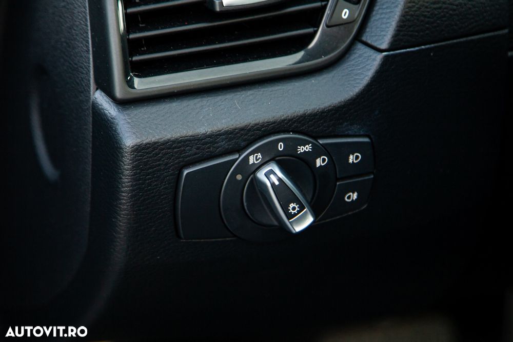 BMW X1 - 28