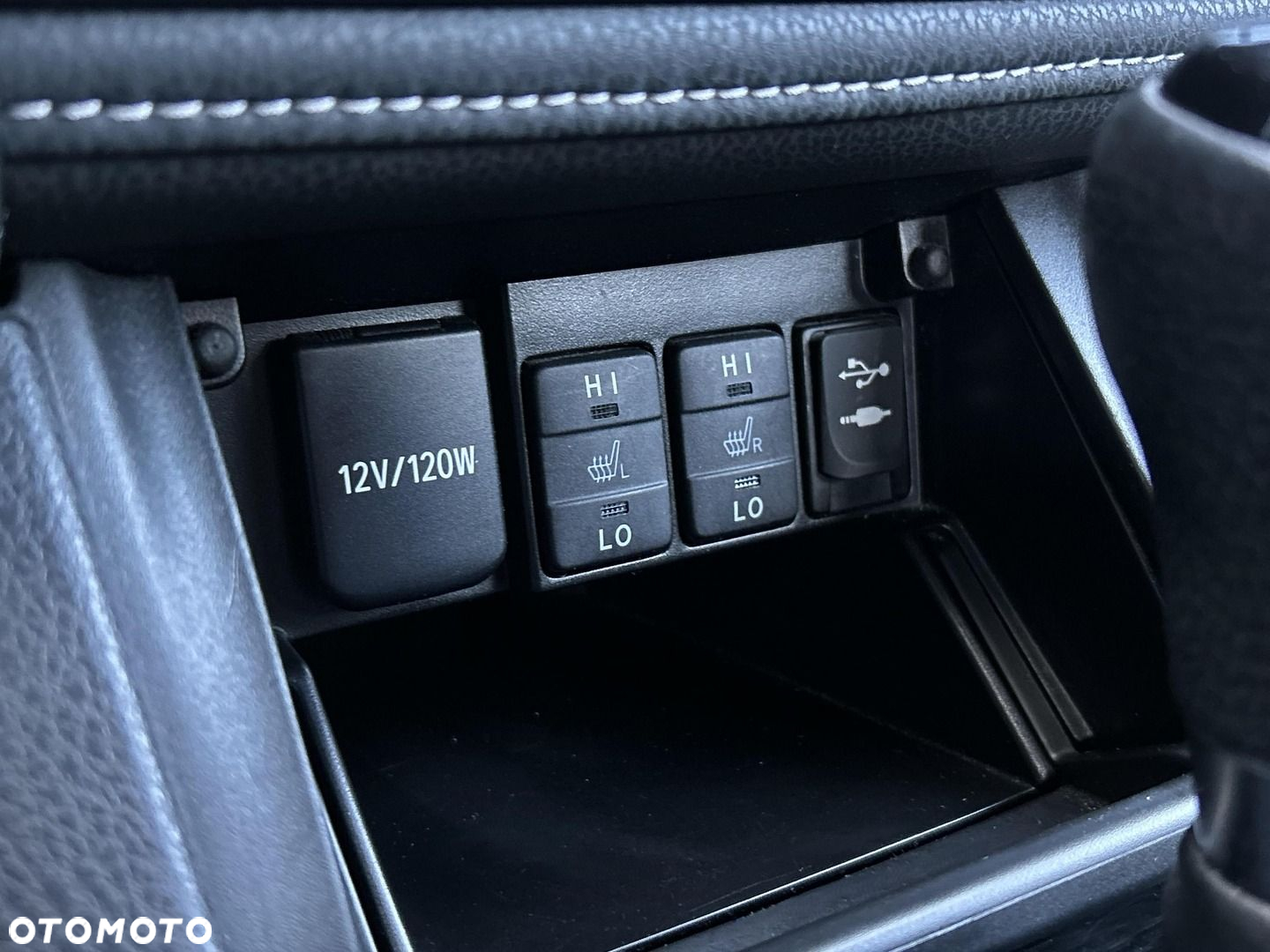 Toyota Corolla - 16