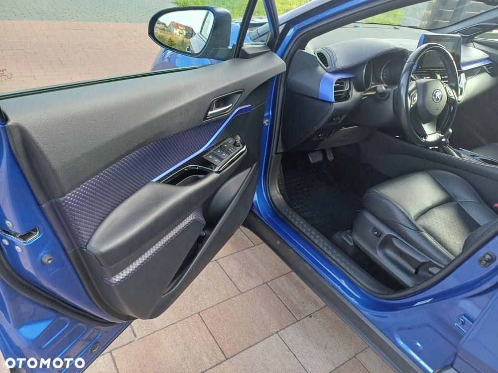 Toyota C-HR - 16
