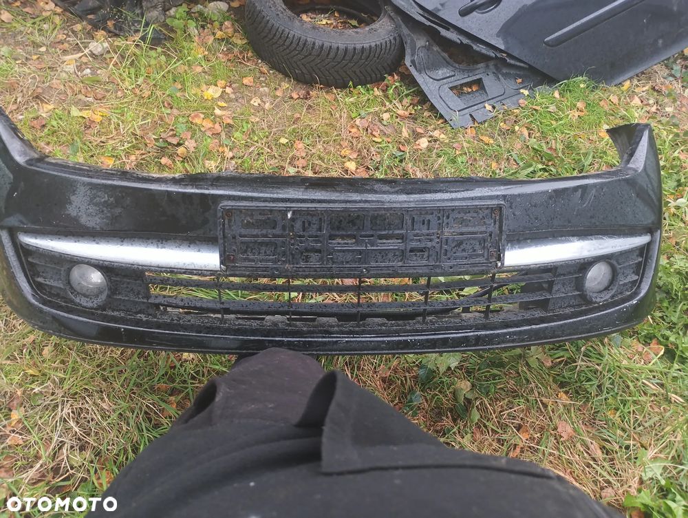 Zderzak przedni Renault Clio 3 wersja przed i po liftowa 185 i 195