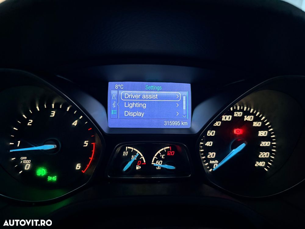 Ford Focus 1.6 TDCI ECOnetic 88g Start-Stopp-System Titanium - 11