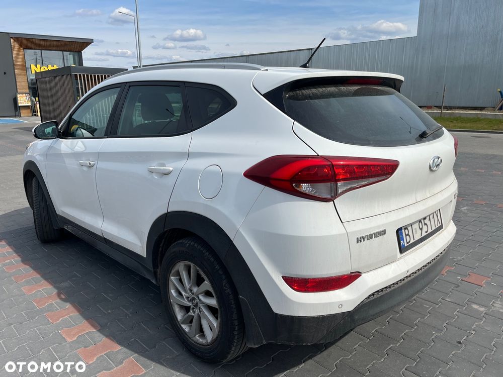 Hyundai Tucson 1.6 GDI BlueDrive Comfort 2WD - 4