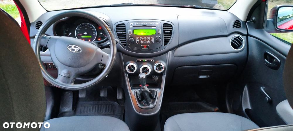 Hyundai i10 1.1 Base - 12