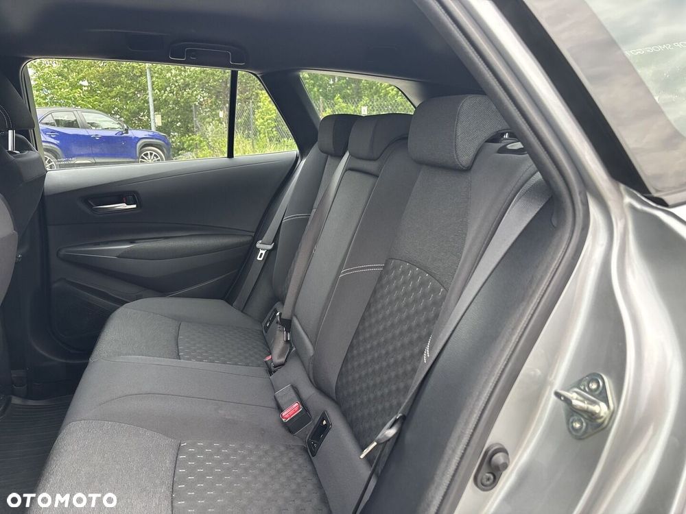Toyota Corolla 1.8 Hybrid Comfort - 17