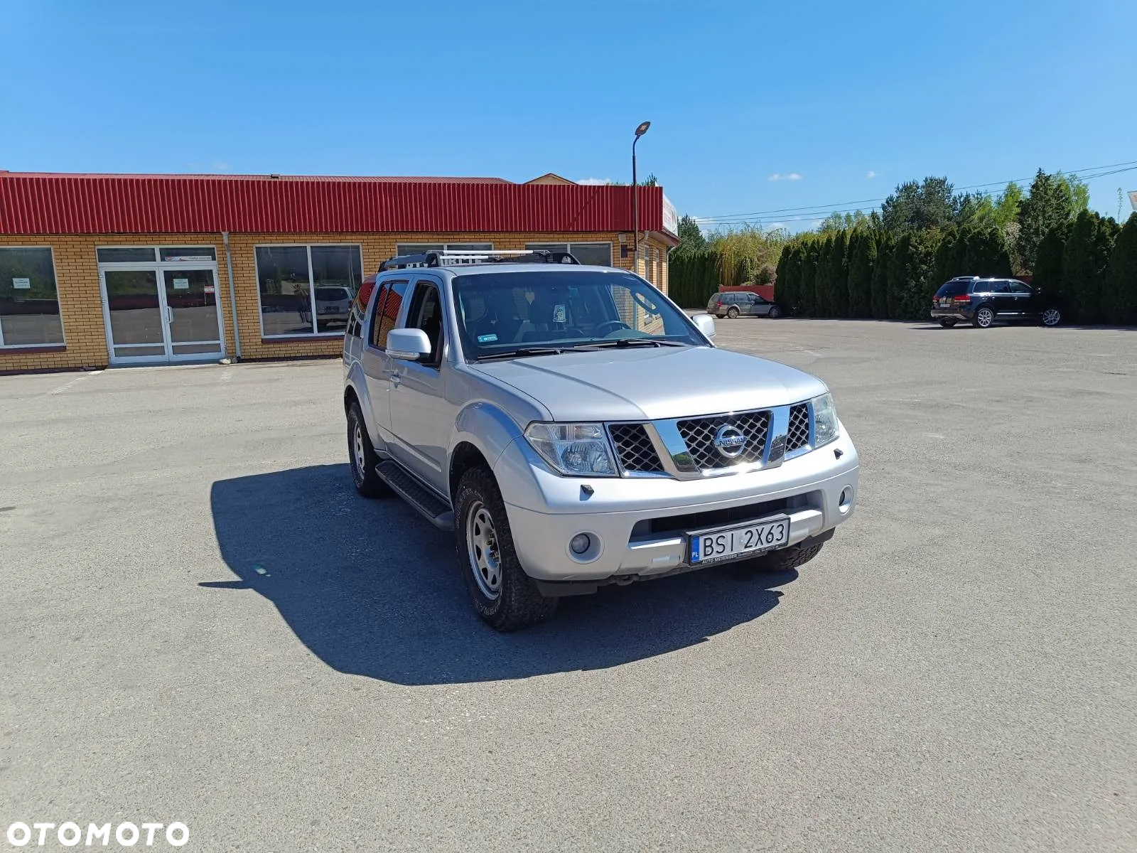 Nissan Pathfinder - 7