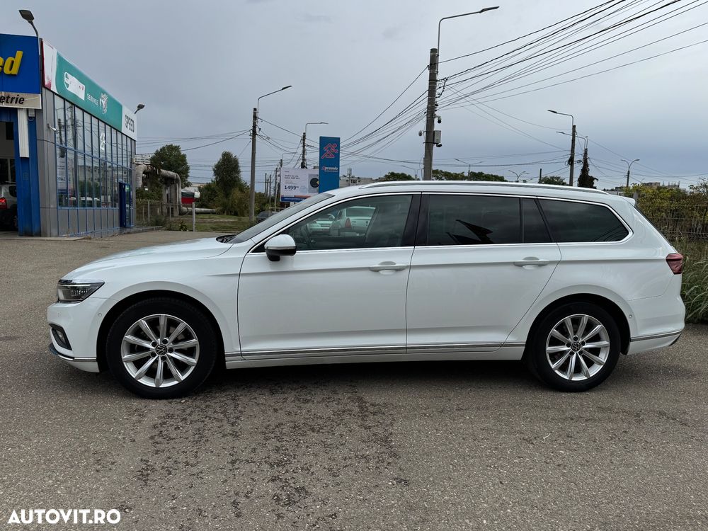 Volkswagen Passat Variant 2.0 TDI SCR DSG Elegance - 13