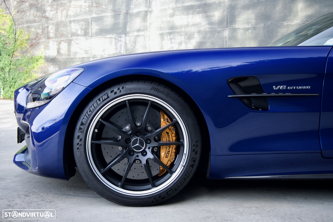 Mercedes-Benz AMG GT R - 15