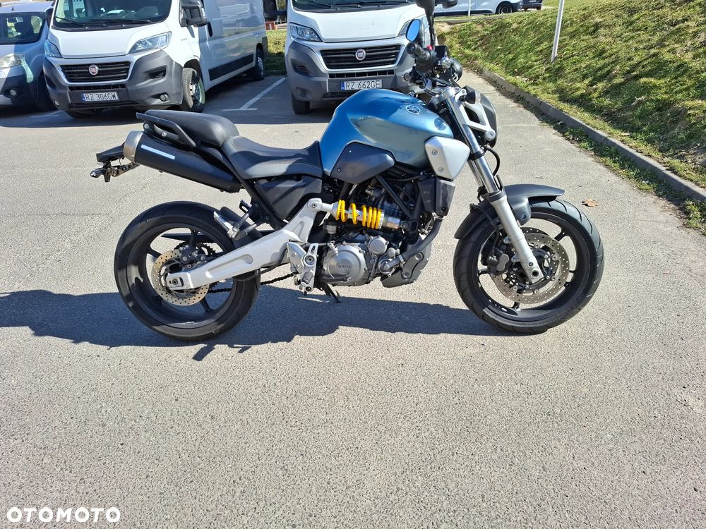 Yamaha MT - 5