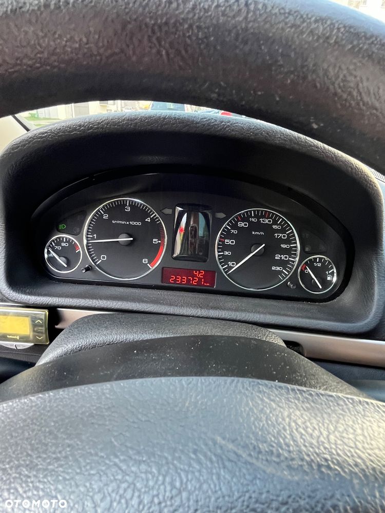 Peugeot 407 1.6 HDi Presence - 5