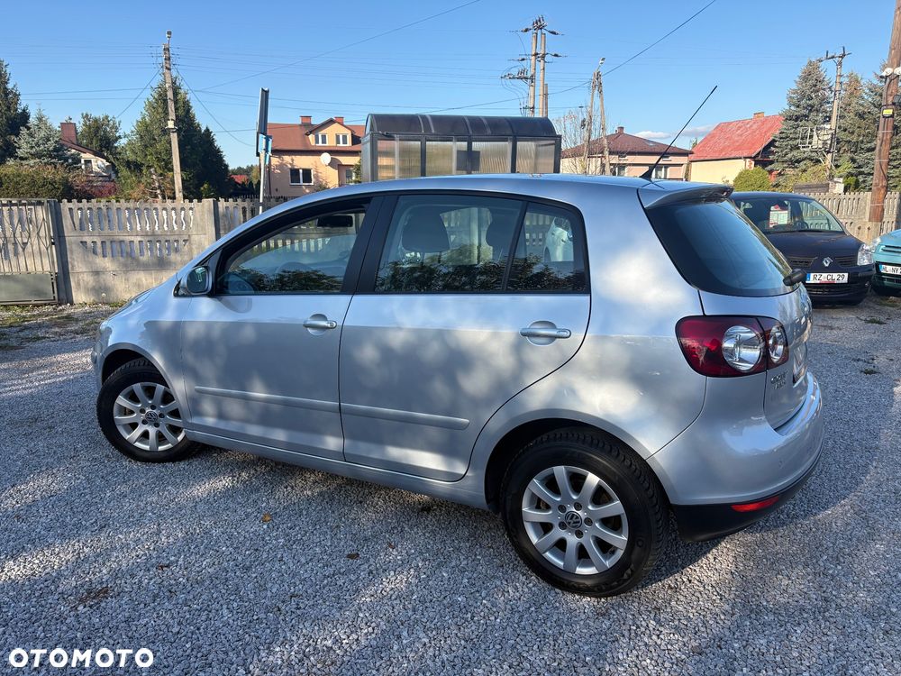 Volkswagen Golf - 14