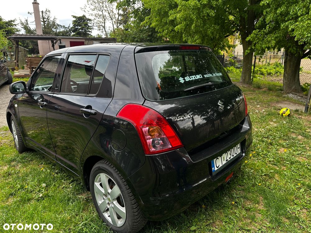 Suzuki Swift - 2