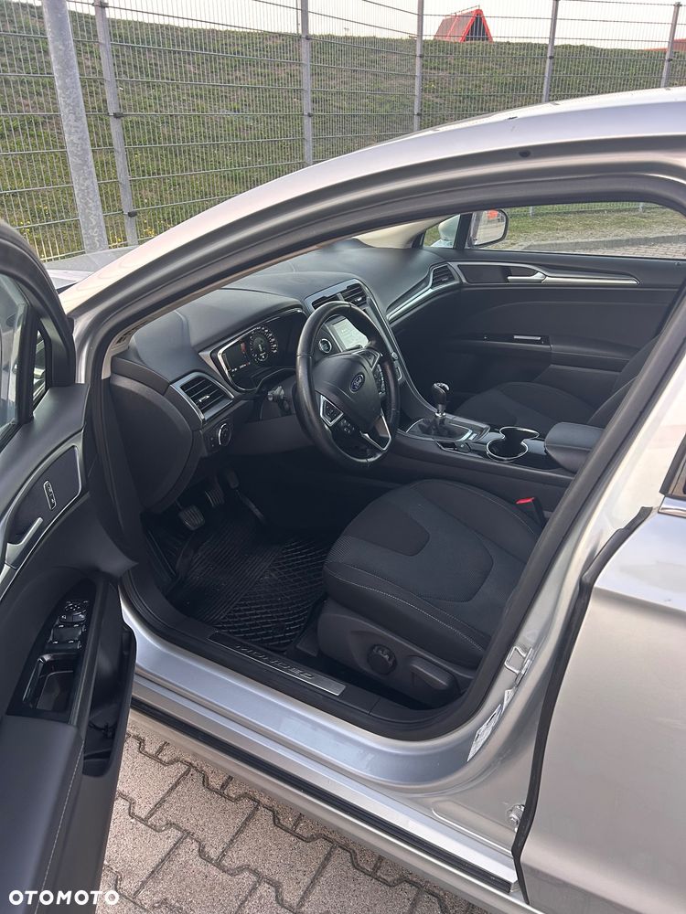 Ford Mondeo 2015 photo 4