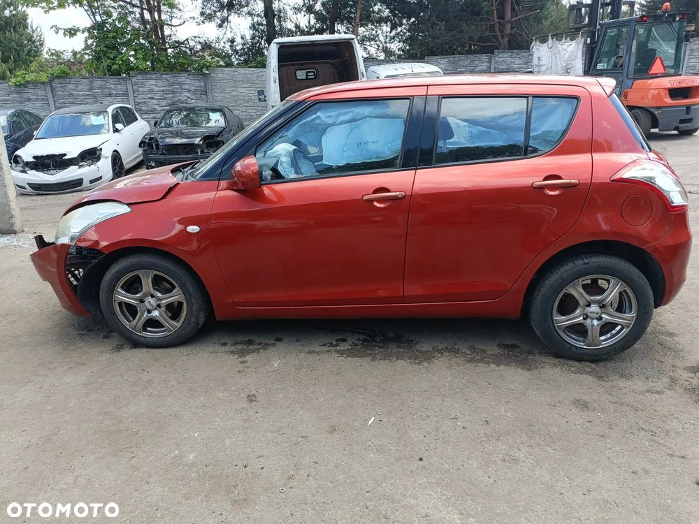 SUZUKI SWIFT V MK7 10-17 2010 r. ZFS 5D błotnik ćwiartka lewy tył LT * - 1