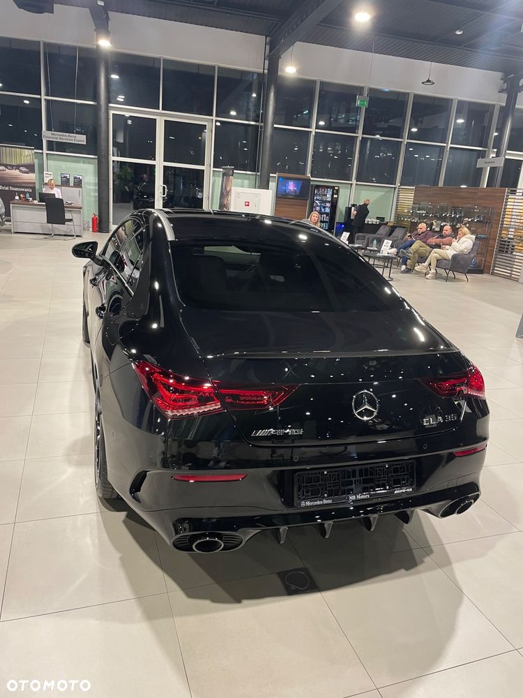 Mercedes-Benz CLA AMG 35 4-Matic 7G-DCT - 17