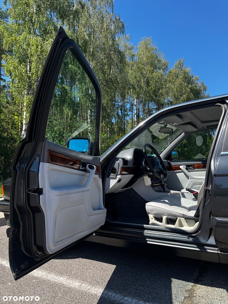 BMW Seria 7 - 17