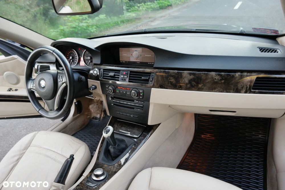 BMW Seria 3 - 22