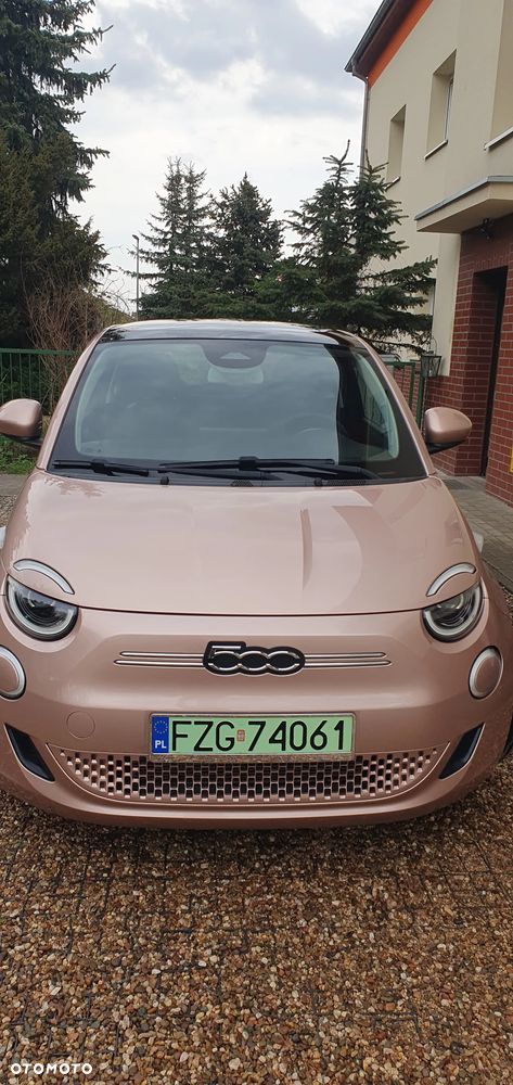 Fiat 500e - 1