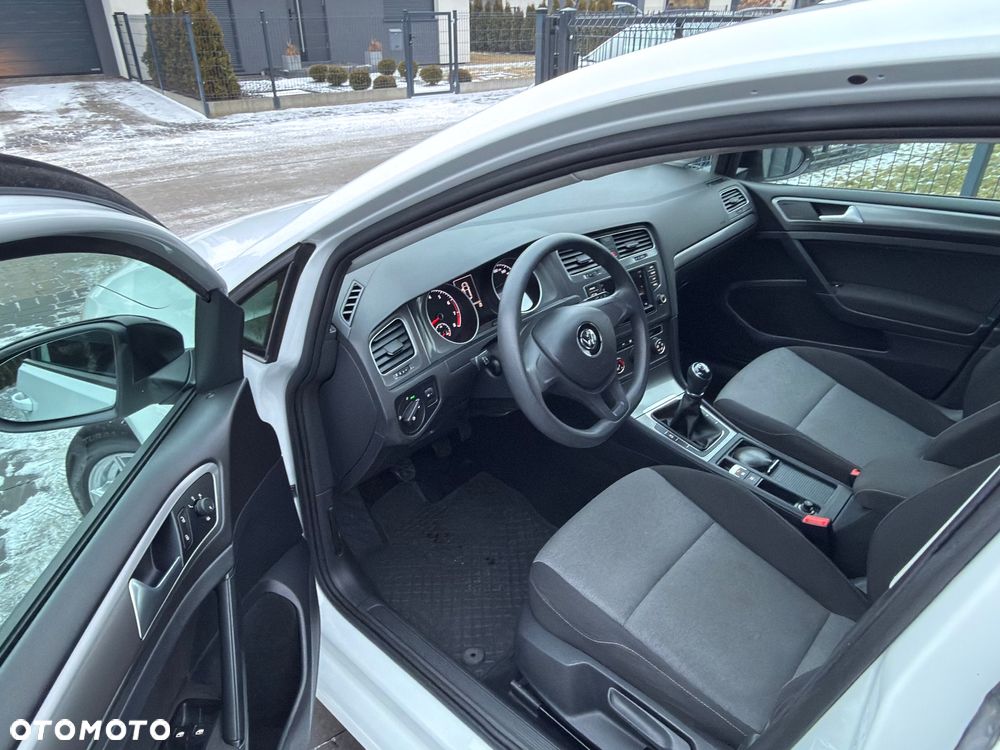 Volkswagen Golf 1.2 TSI BMT Trendline EU6 - 34