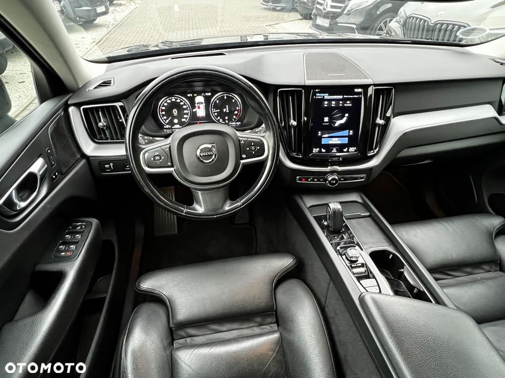 Volvo XC 60 B4 D Geartronic RDesign - 11