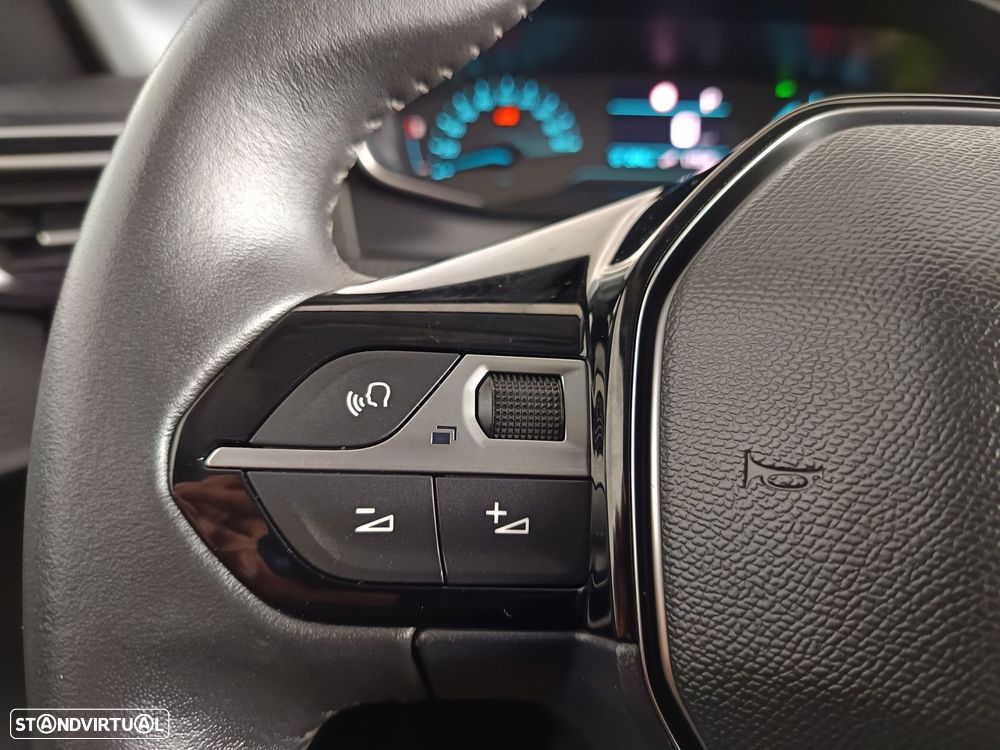 Peugeot e-208 50 kWh Style - 26