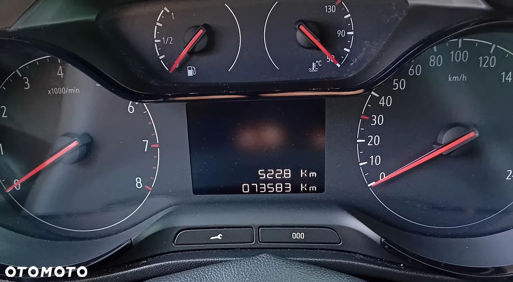 Opel Crossland X 1.2 Enjoy - 4