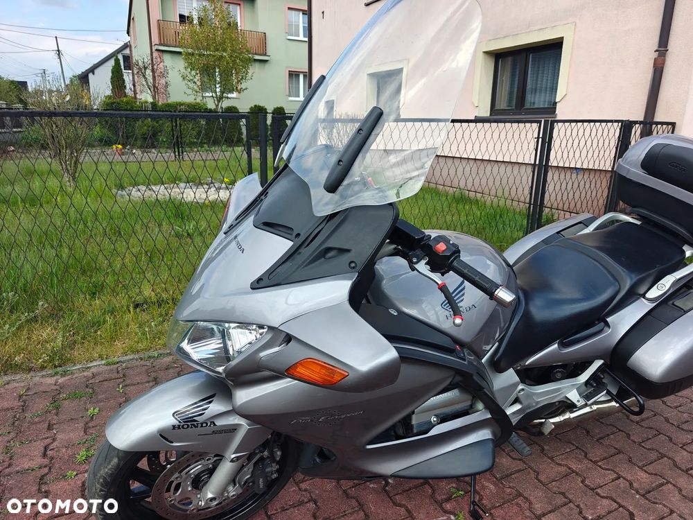 Honda ST - 13