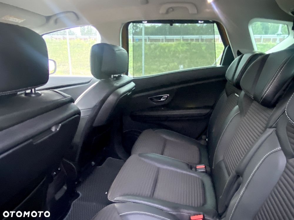 Renault Scenic - 8