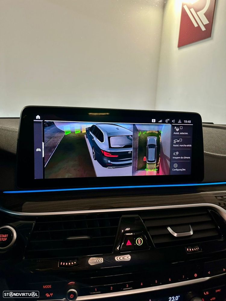 BMW 530 e Line Luxury - 30