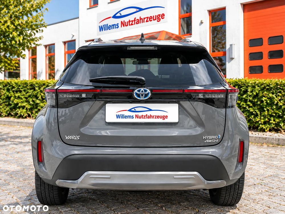Toyota Yaris Cross 2025 photo 3