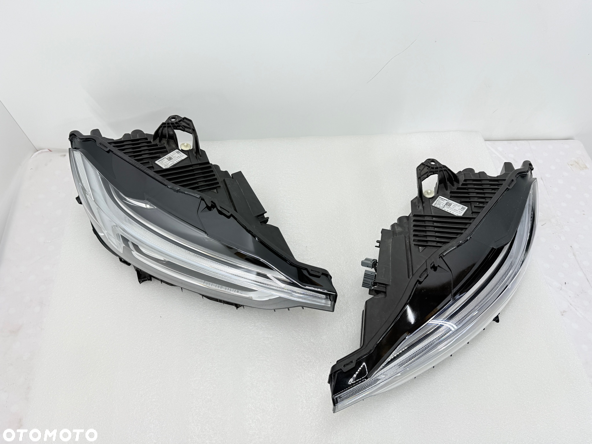 Reflektor Lampa przednia prawa lewa Volvo XC60 II FULL LED SYSTEM - 4
