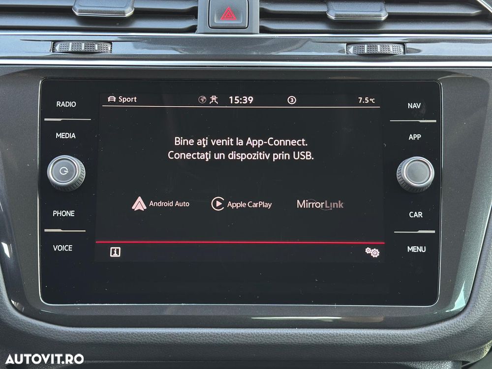 Volkswagen Tiguan 2.0 TDI SCR 4MOTION DSG IQ.DRIVE - 9