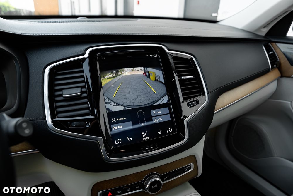Volvo XC 90 T6 AWD Geartronic Inscription - 35