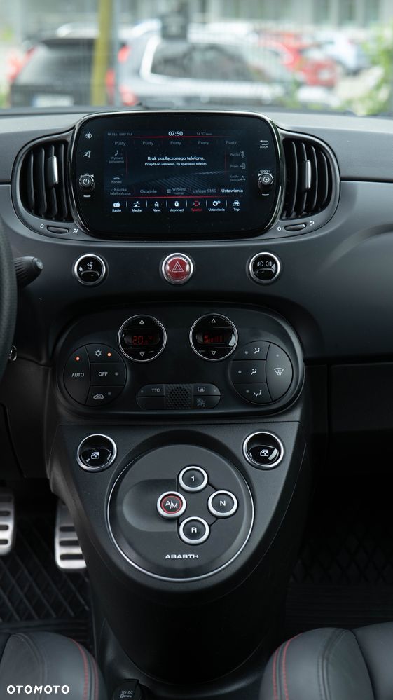 Abarth 695C - 10